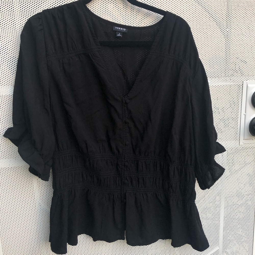 torrid Black V-Neck Peplum Button-Front Blouse